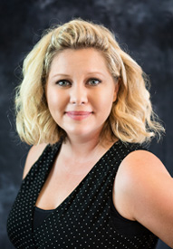 Heather Huggins headshot